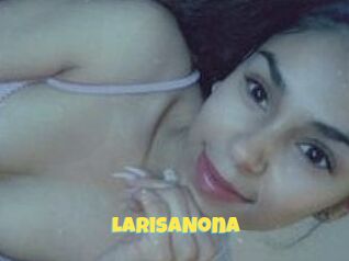 LarisaNona