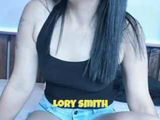 Lory_Smith