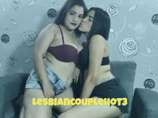 Lesbiancouplehot3