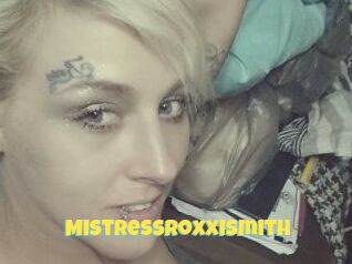 MistressRoxxiSmith