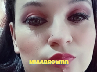 Miaabrownn