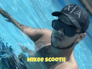 Mikee_scooth