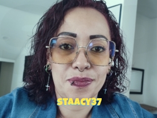 Staacy37